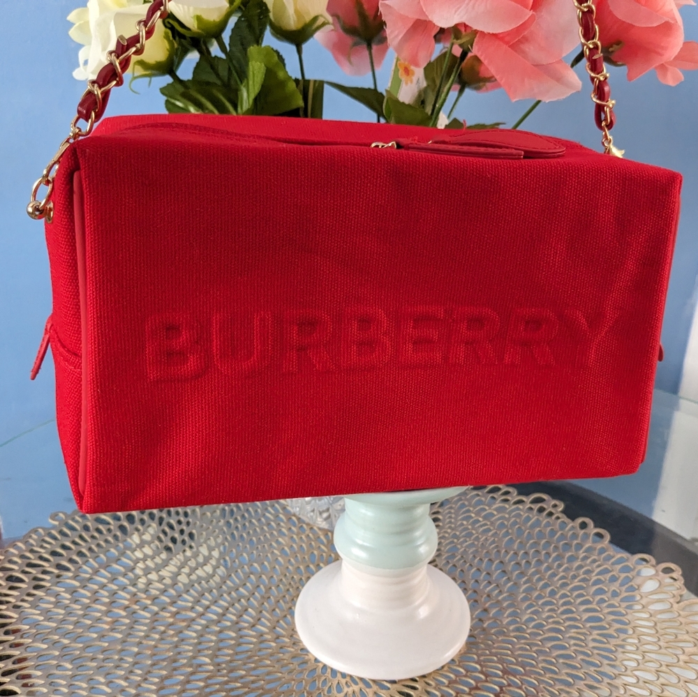 Burberry - Picture 6 of 11